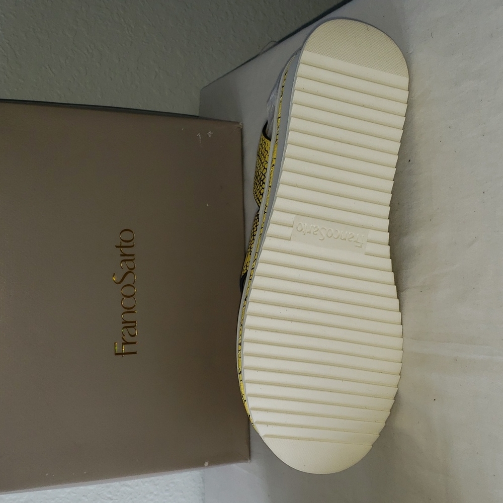 NEW Franco Sarto Elliot Snake Embossed Platform Wedge Sandal - Picture 4 of 11